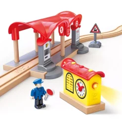 Hape Estacion De Tren: Graba, Escucha E Ilumina New