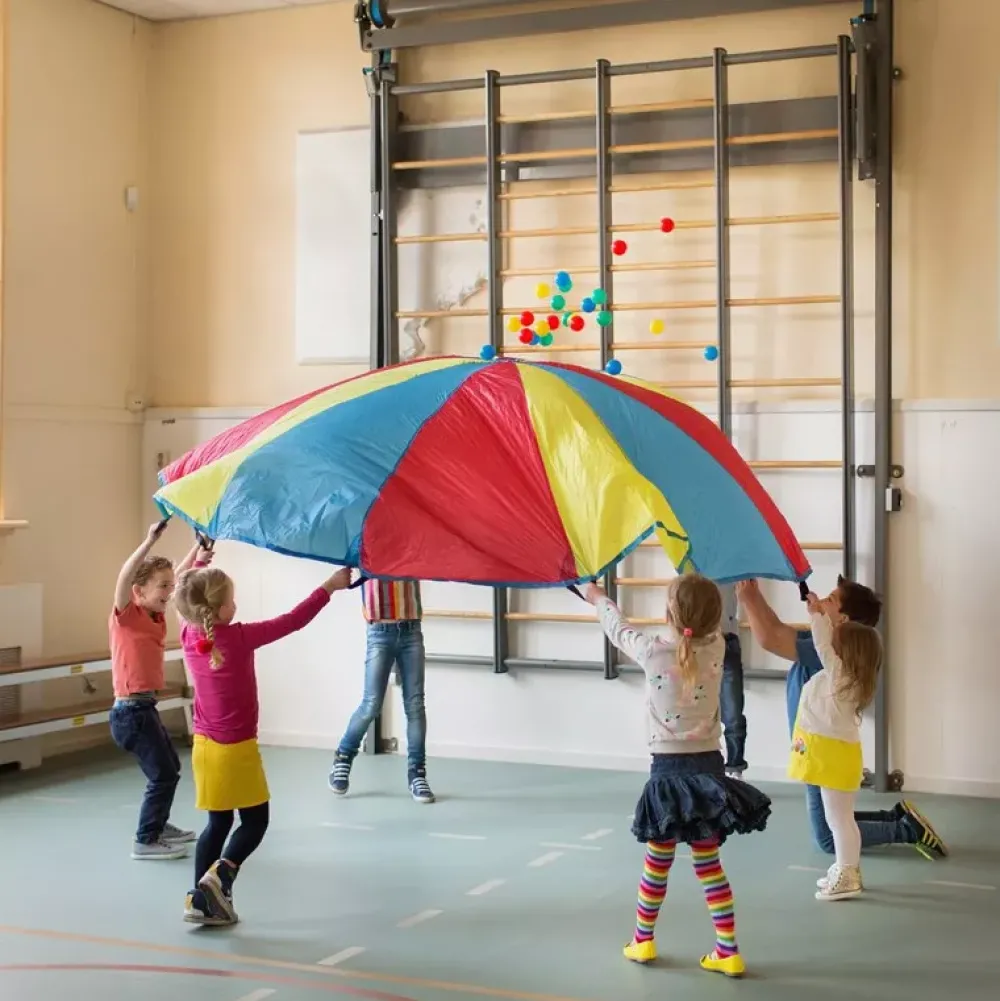 BS Toys Juego De Paracaidas Con Pelotas Discount